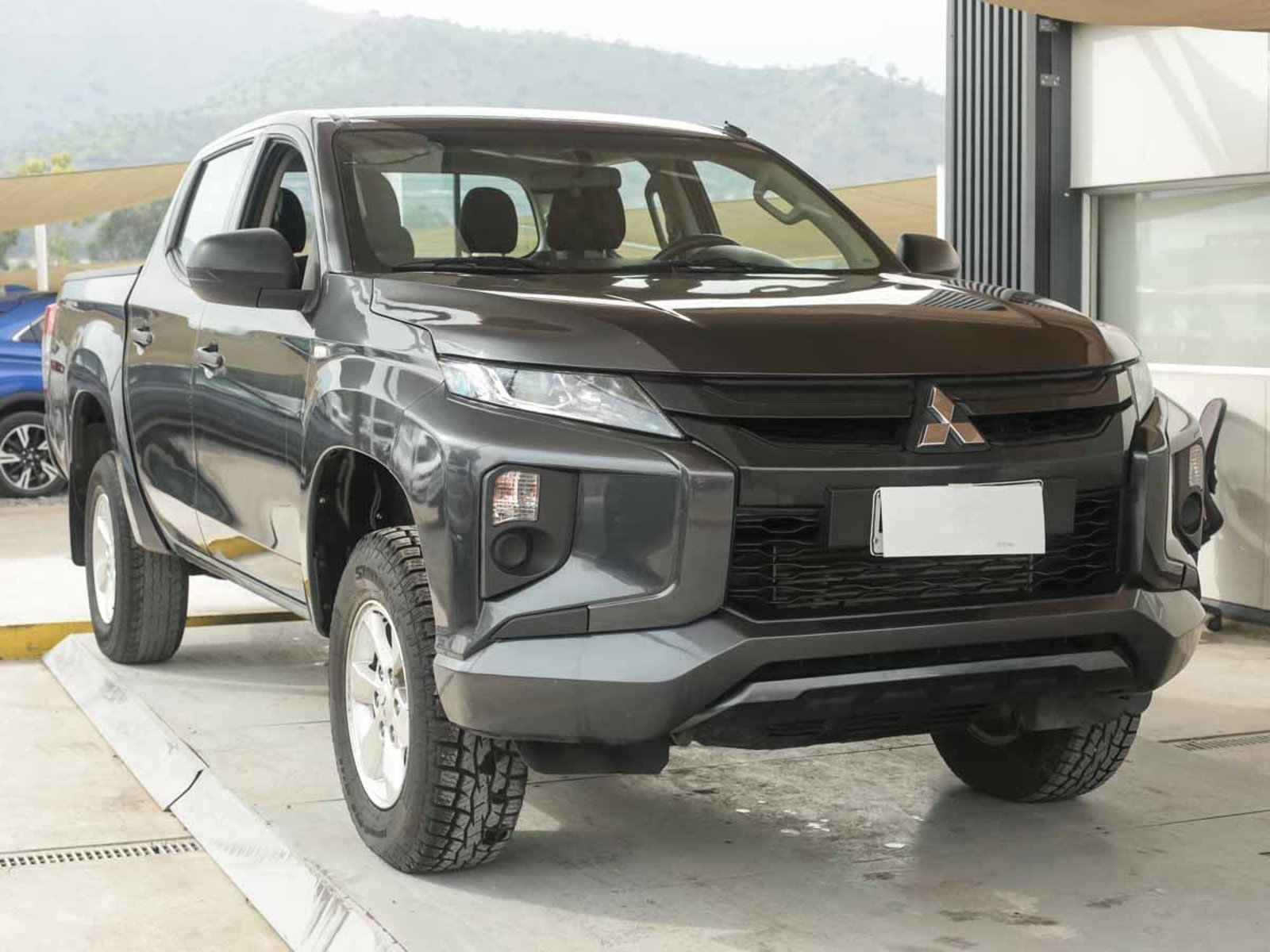 Mitsubishi L-200 WORK CR D/C 4X2 TD 2022 - Imagen 16 de 20
