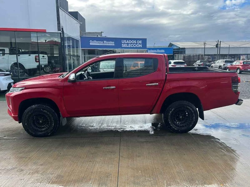 Mitsubishi L-200 KATANA CRT 4X4 2.4 2023 - Imagen 16 de 16