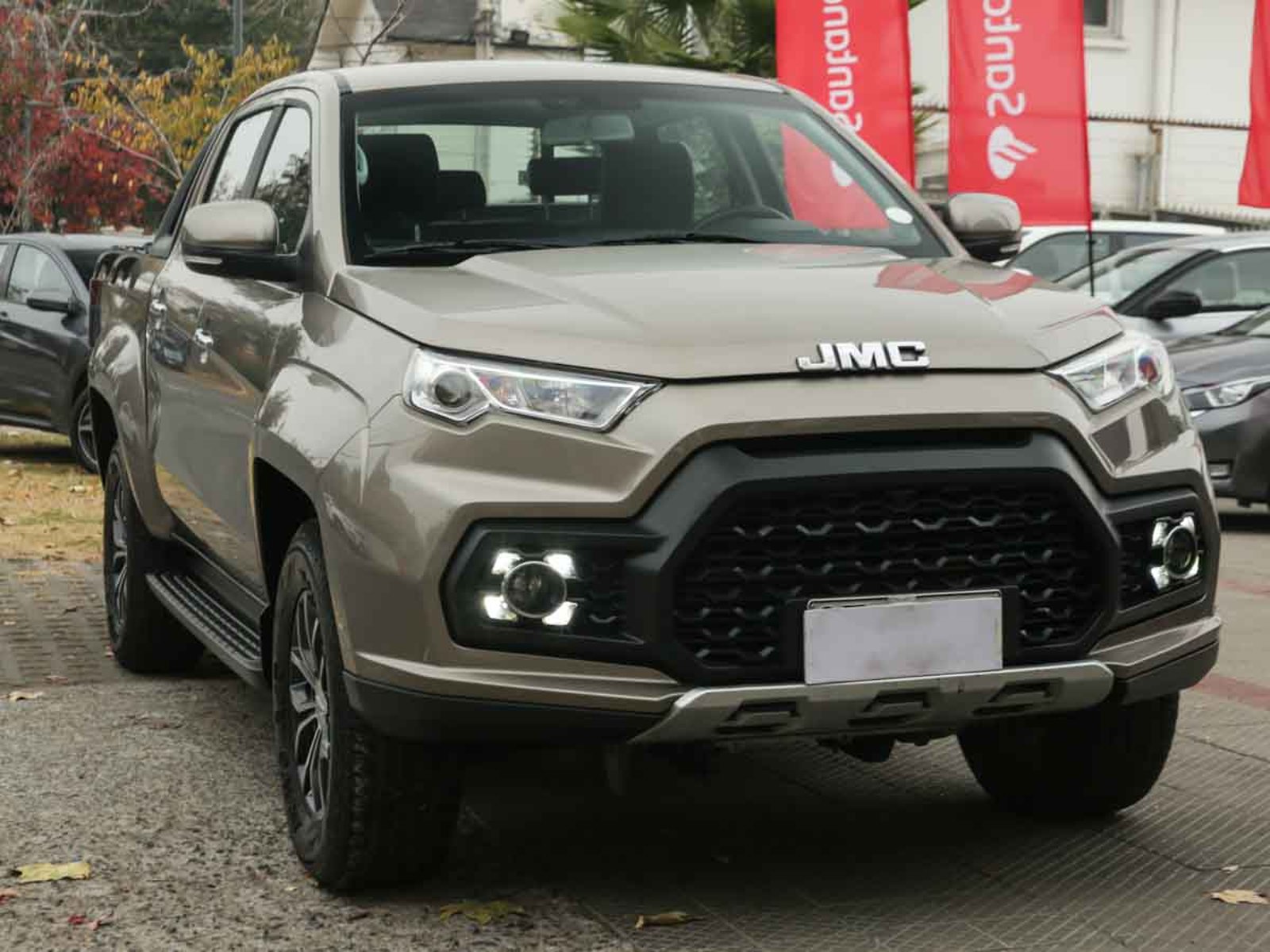 JMC VIGUS 2.4 PLUS DIESEL 2023 - Foto 2 de 8
