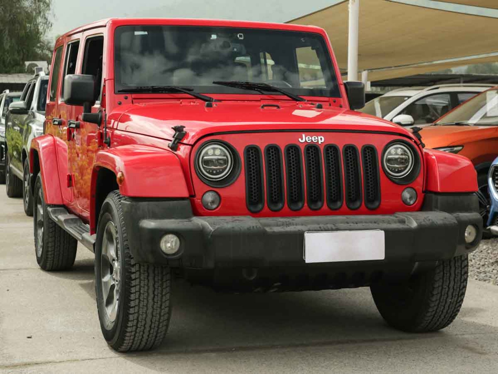 Jeep WRANGLER UNLIMITED SAHARA 2019 - Foto 2 de 7