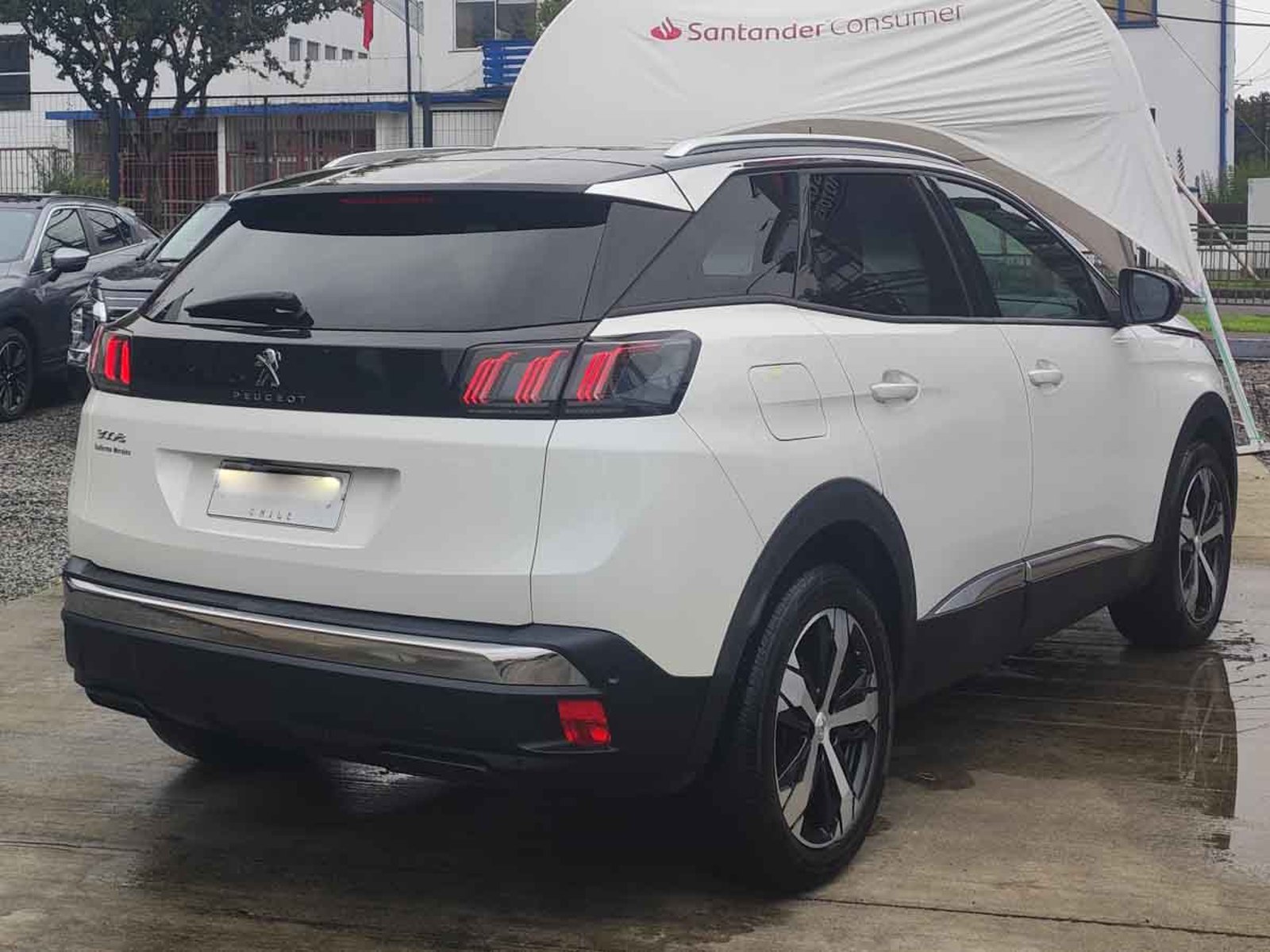 Peugeot 3008 ALLURE PACK BLUEHDI 130 EAT8 2024 - Foto 4 de 8