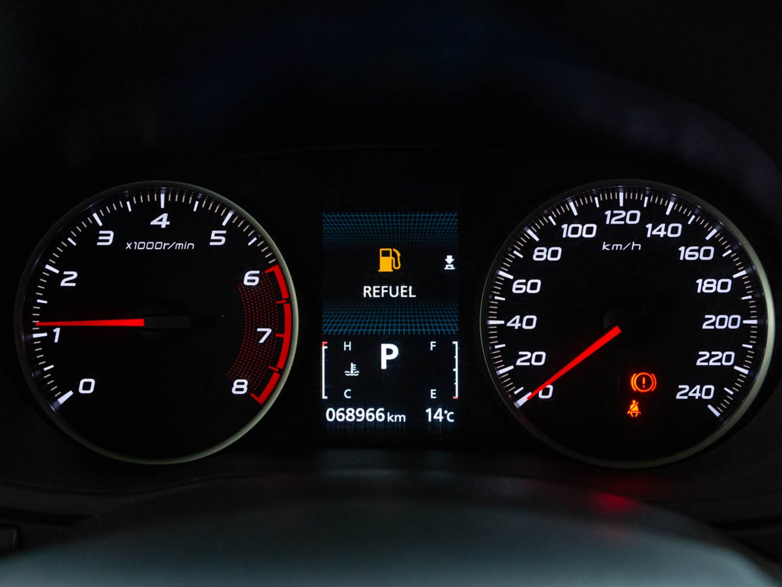 Mitsubishi ECLIPSE CROSS RX 1.5 4X2 AT 2022 - Foto 5 de 8