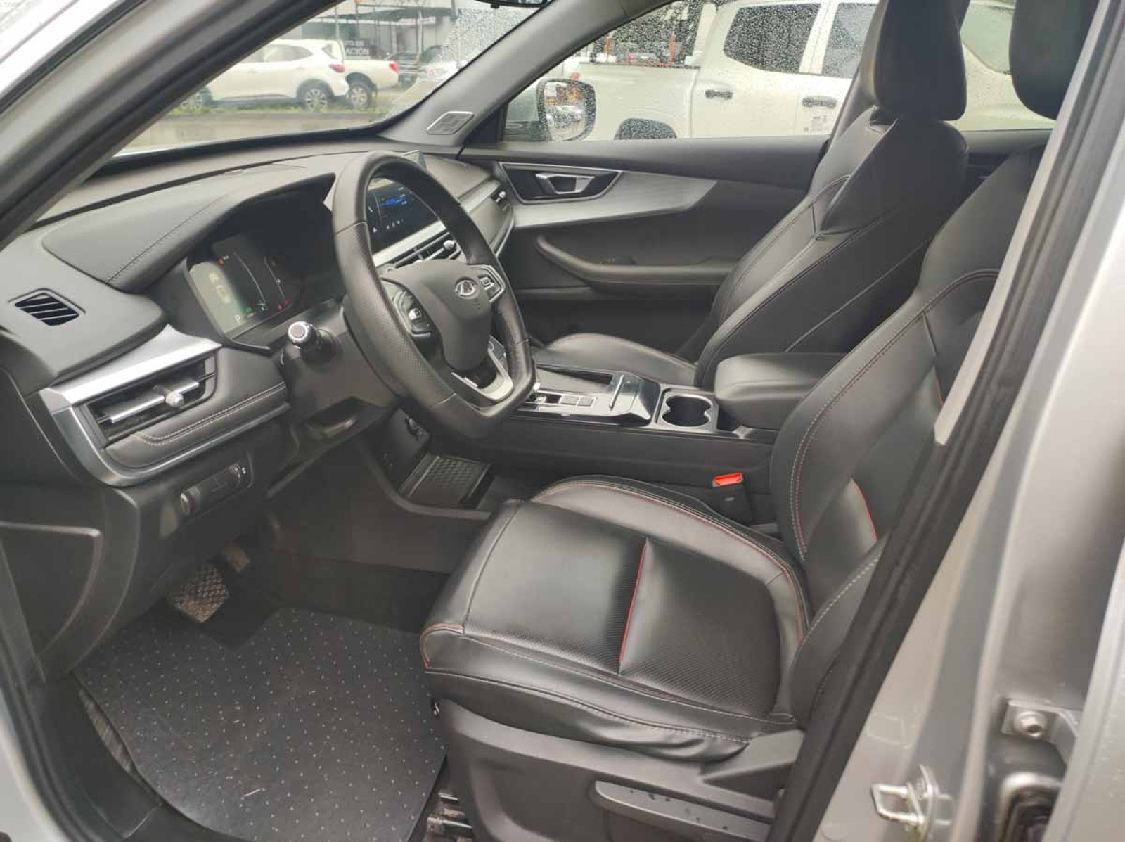 CHERY TIGGO 7 GLS CVT PRO 1.5 AUT 2024 - Imagen 8 de 13