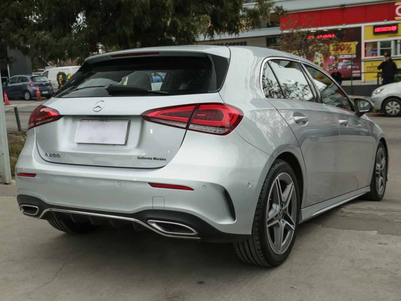 MERCEDES BENZ A 200 2022 - Imagen 6 de 14