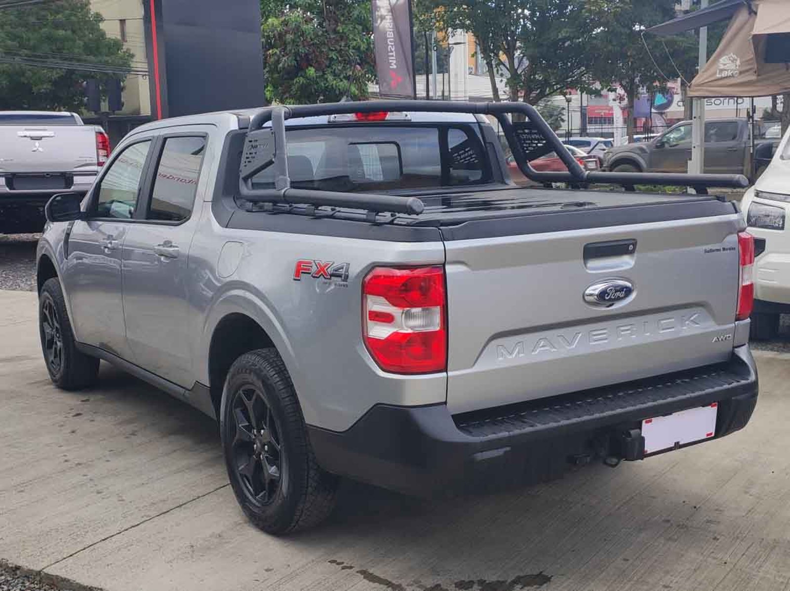 Ford MAVERICK LARIAT 4X4 2.0 AUT 2024 - Imagen 3 de 8