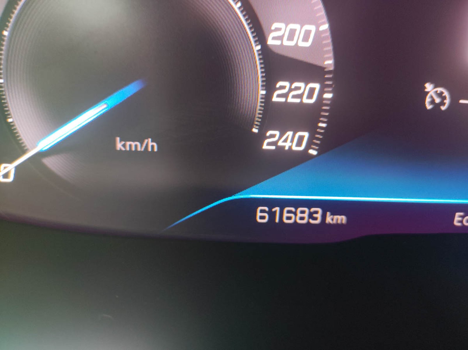 Peugeot 3008 ALLURE PACK BLUEHDI 130 EAT8 2024 - Imagen 5 de 8