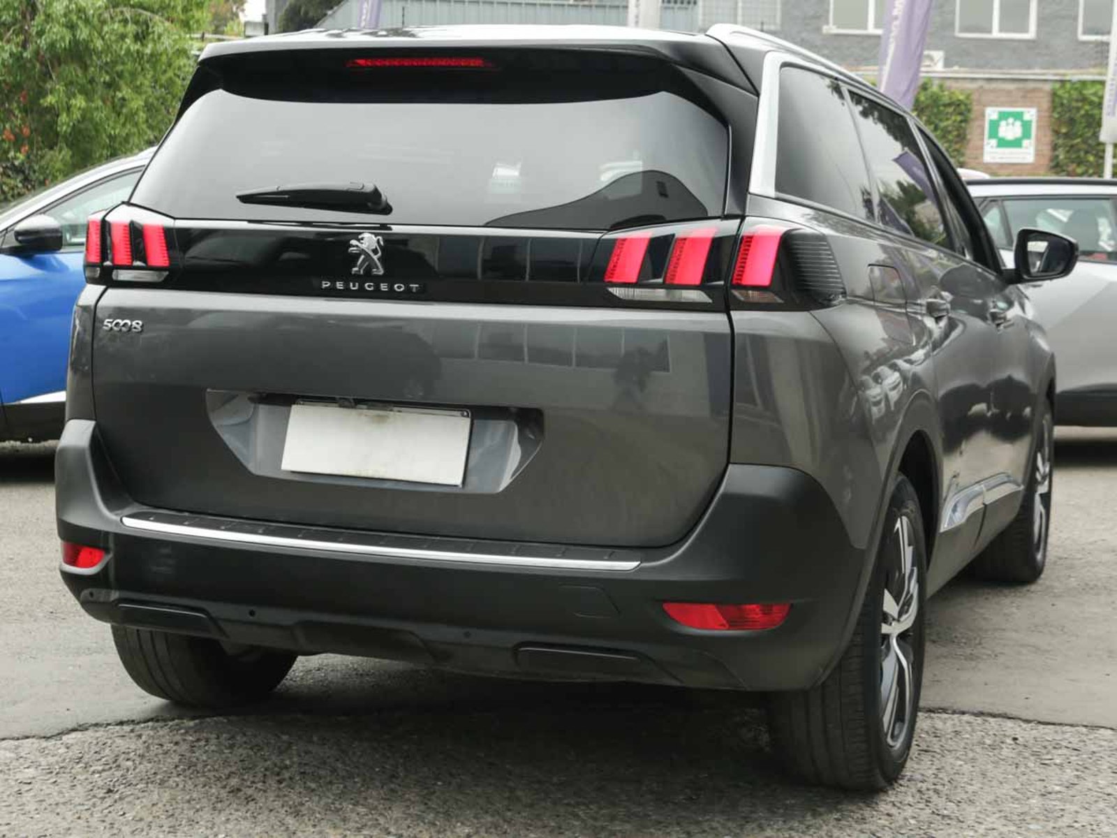 PEUGEOT 5008 ALLURE 1.6 AUT 2020 - Imagen 6 de 14