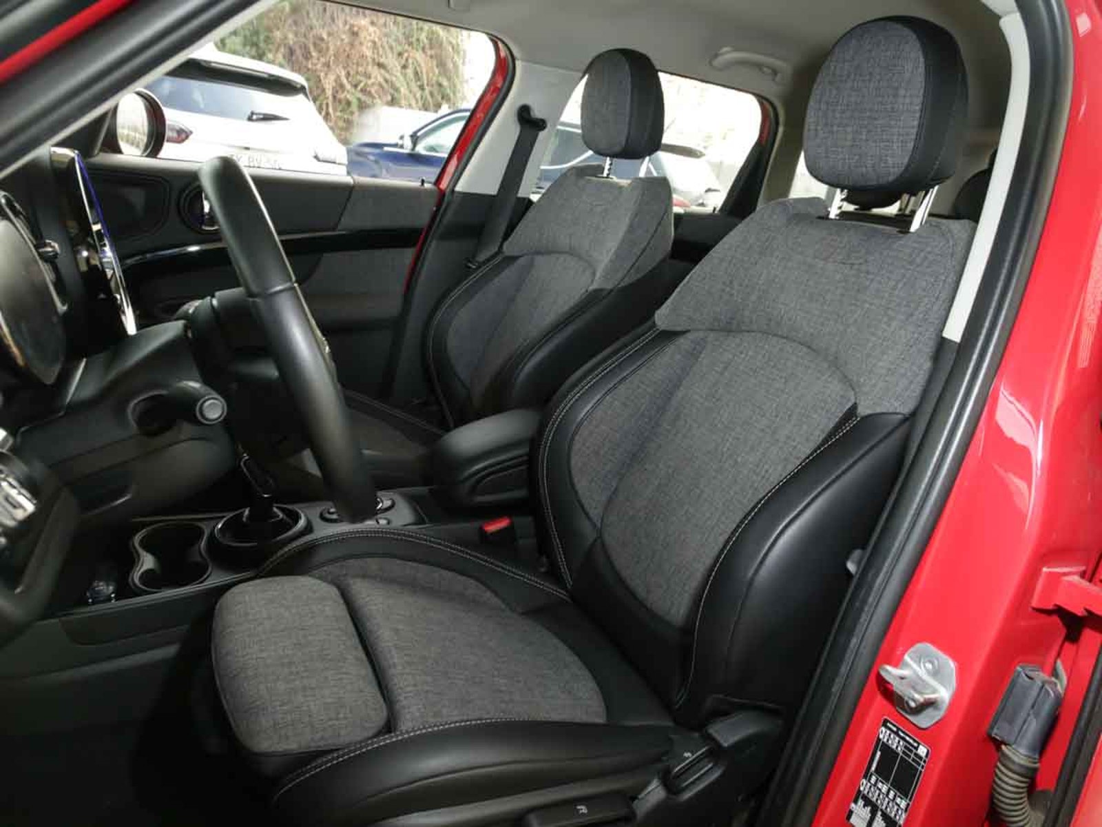 MINI COUNTRYMAN COOPER 1.5 AUT 2022 - Imagen 10 de 13