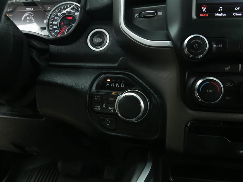 RAM 1500 BIG HORN CREW CAB 4X4 3.6 AUT 2021 - Imagen 10 de 14