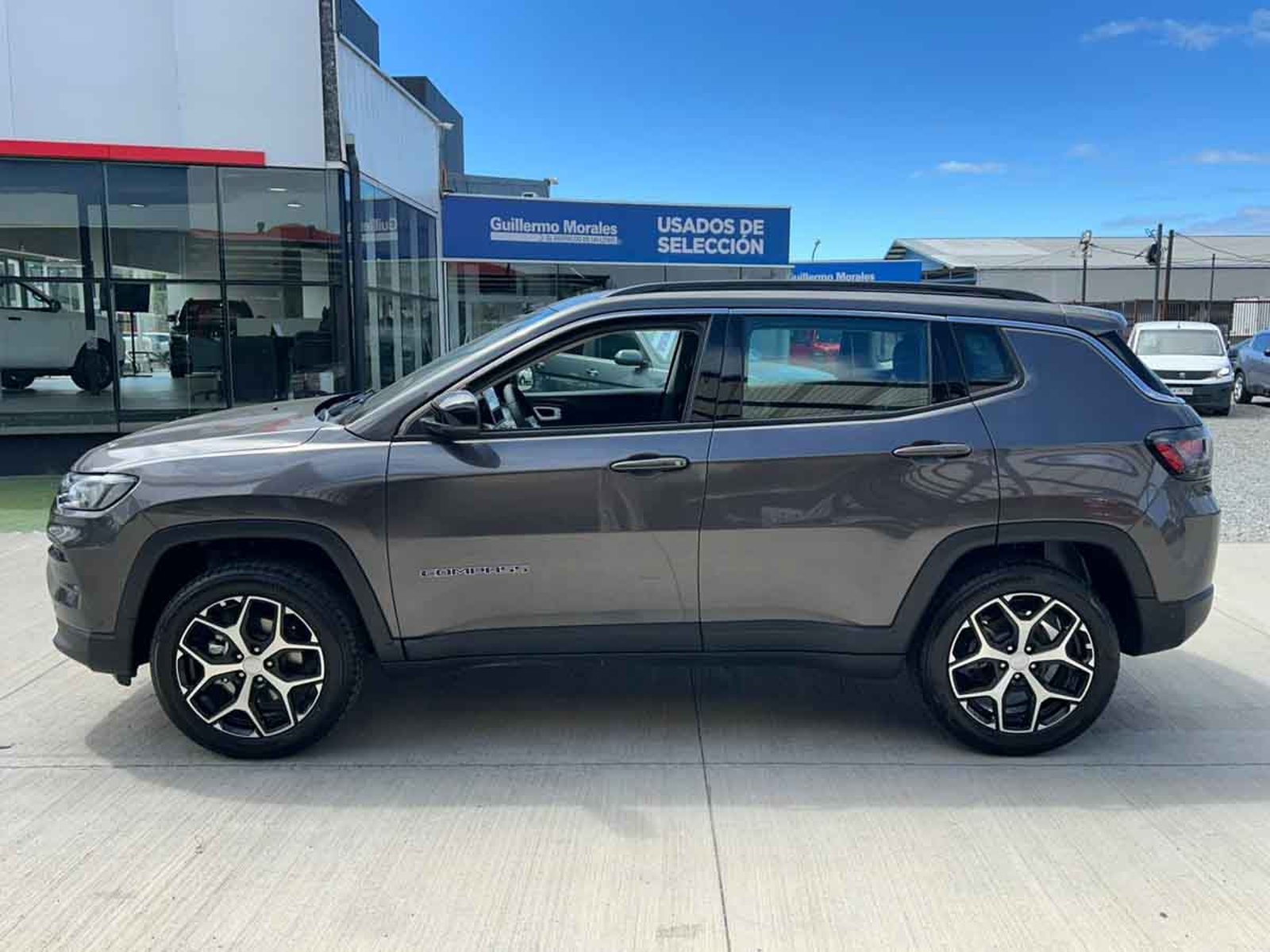 Jeep COMPASS LONGITUDE 4X2 1.3 AUT 2026 - Imagen 15 de 20