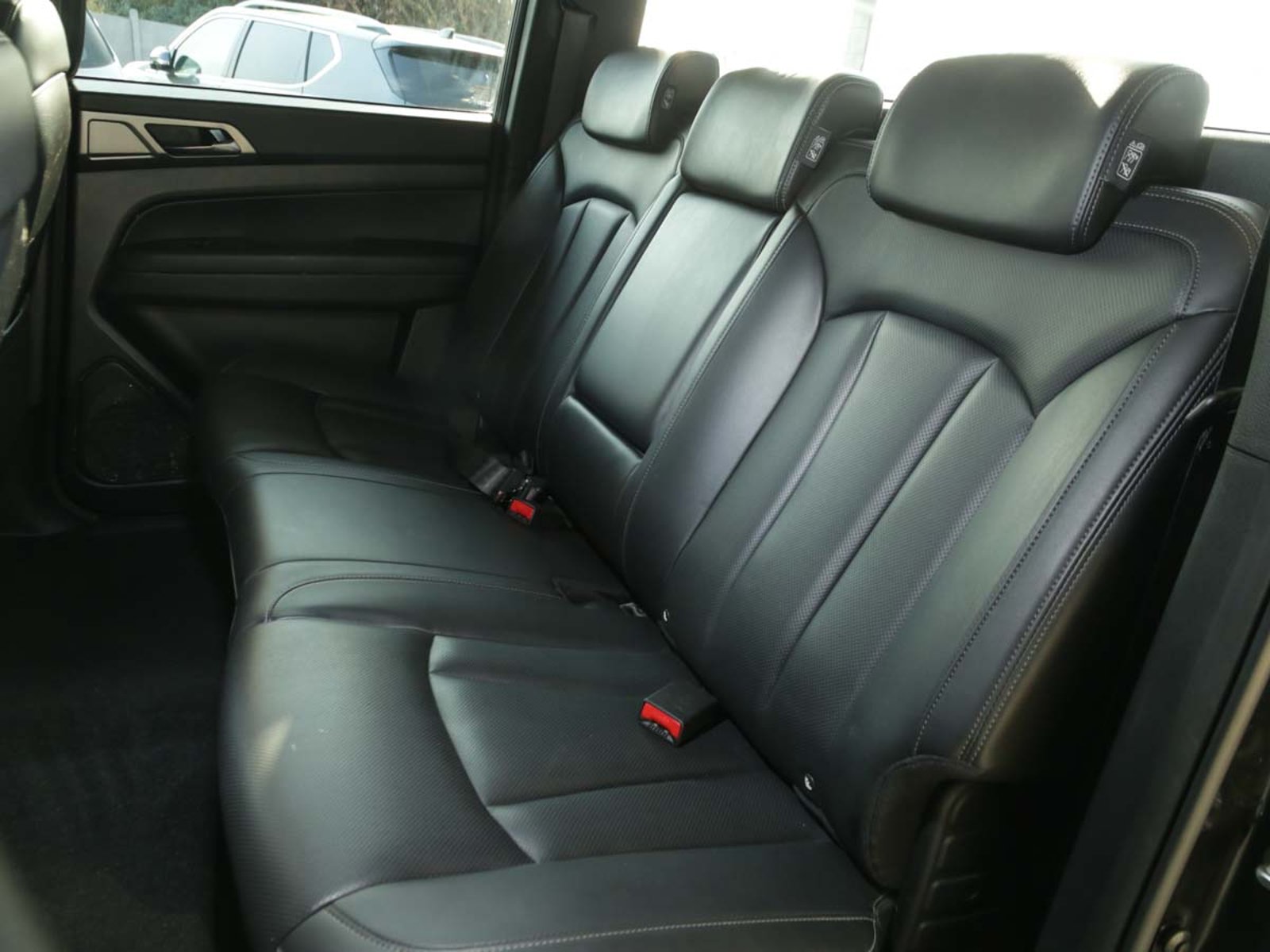 SsangYong MUSSO LIMITED 2.2 TD 6AT 4WD 2025 - Imagen 8 de 8
