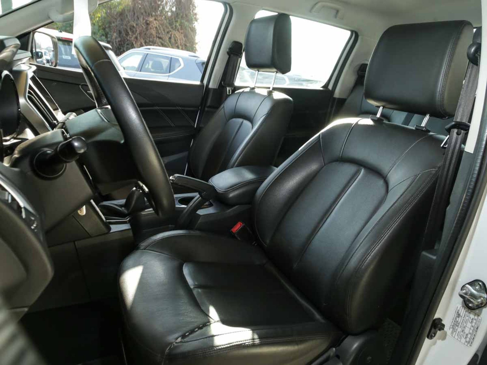 JMC VIGUS 2.4 PLUS DIESEL 2022 - Imagen 7 de 8
