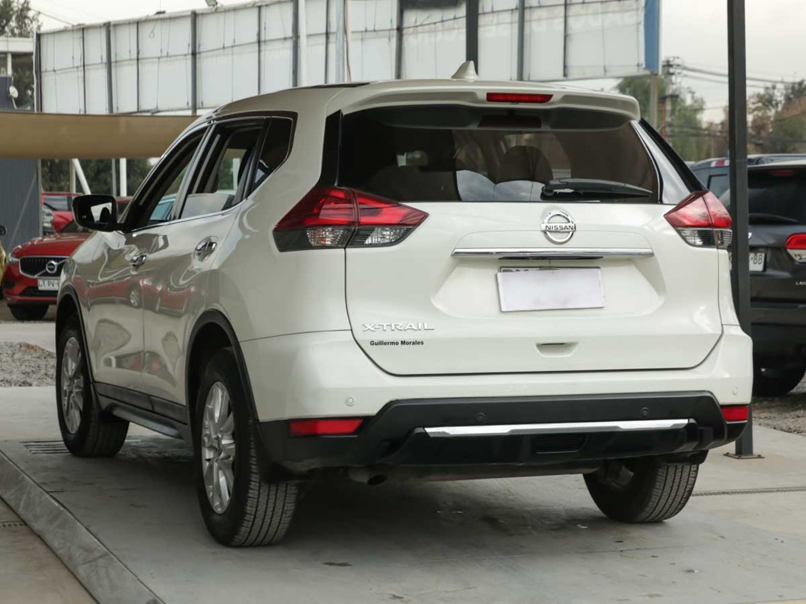 NISSAN X TRAIL 2.5 AUT 2021 - Foto 4 de 14