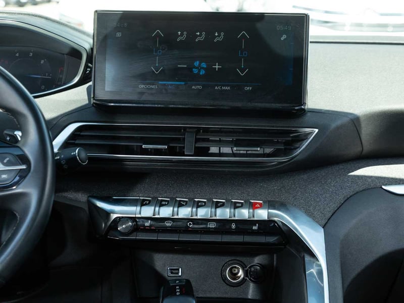 Peugeot 3008 ALLURE PACK BLUEHDI 130 EAT8 2024 - Imagen 13 de 13