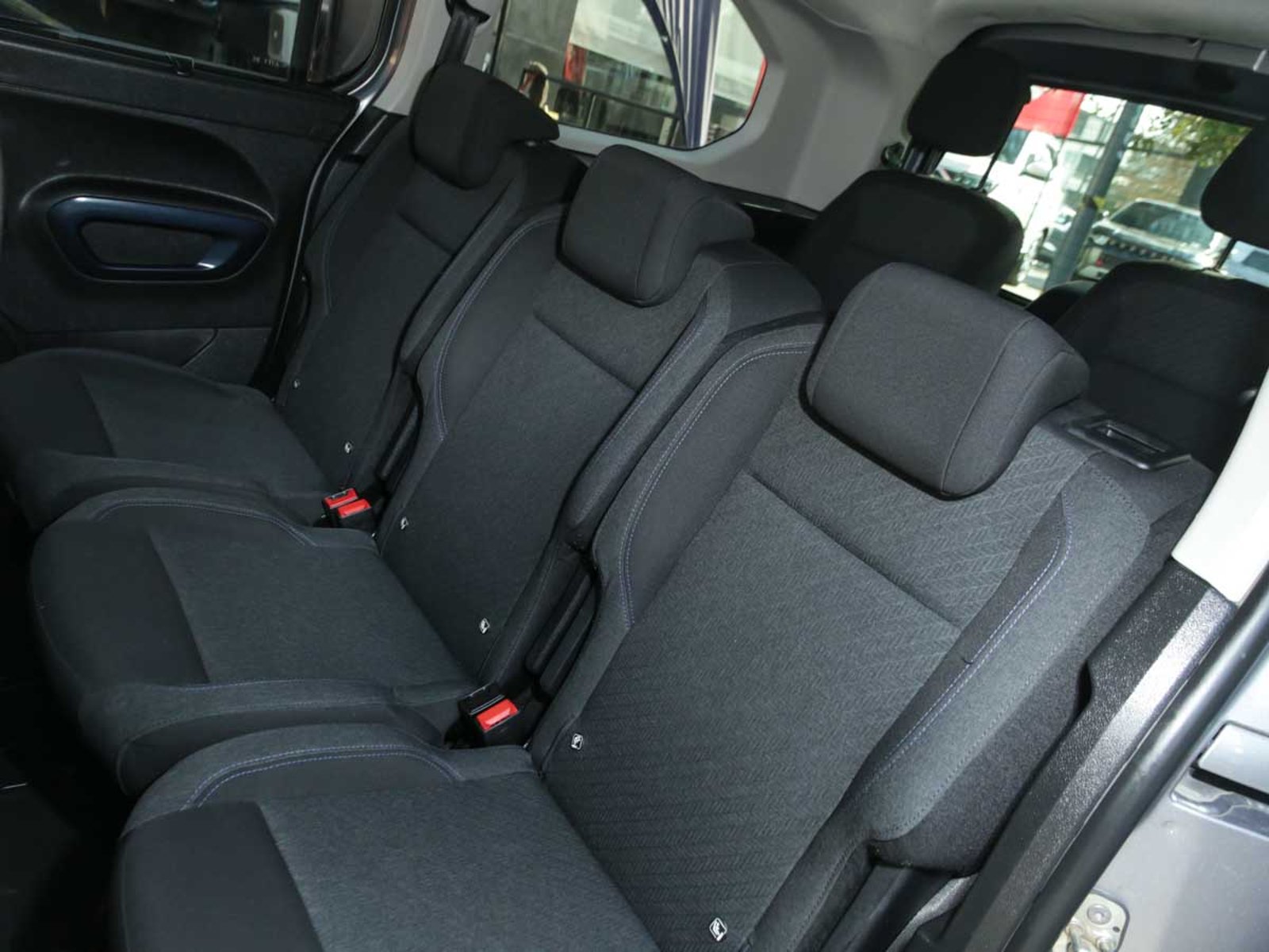 PEUGEOT RIFTER BLUEHDI 130 1.5 AUT 2022 - Imagen 8 de 8