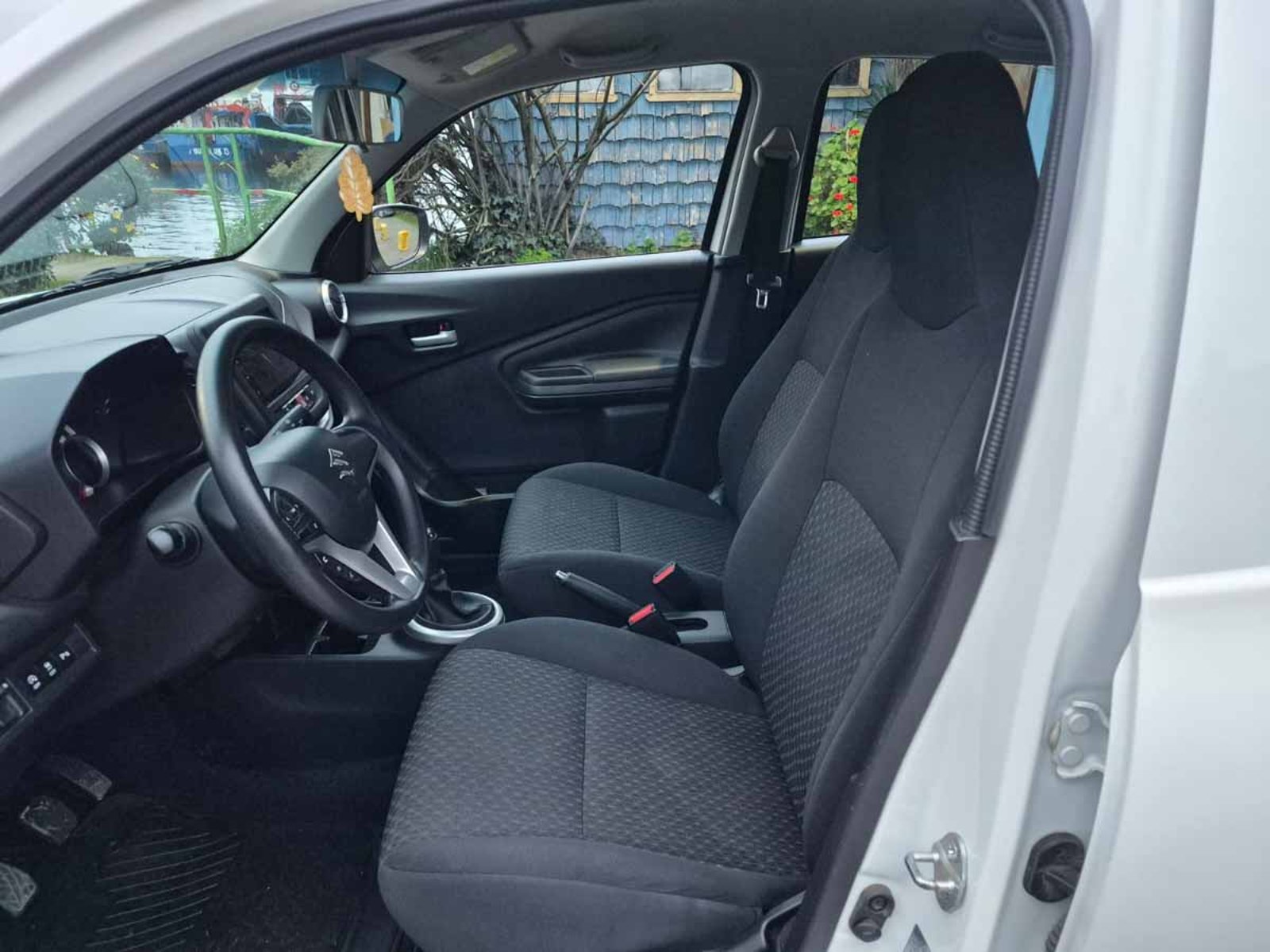 Suzuki CELERIO GLX HB 1.0 2024 - Imagen 6 de 8