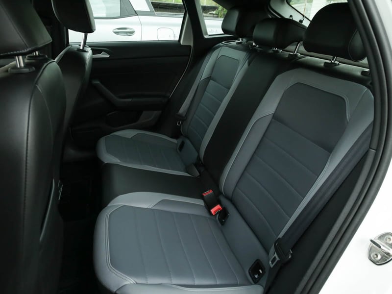Volkswagen NIVUS TSI 1.0 AUT 2021 - Imagen 8 de 8