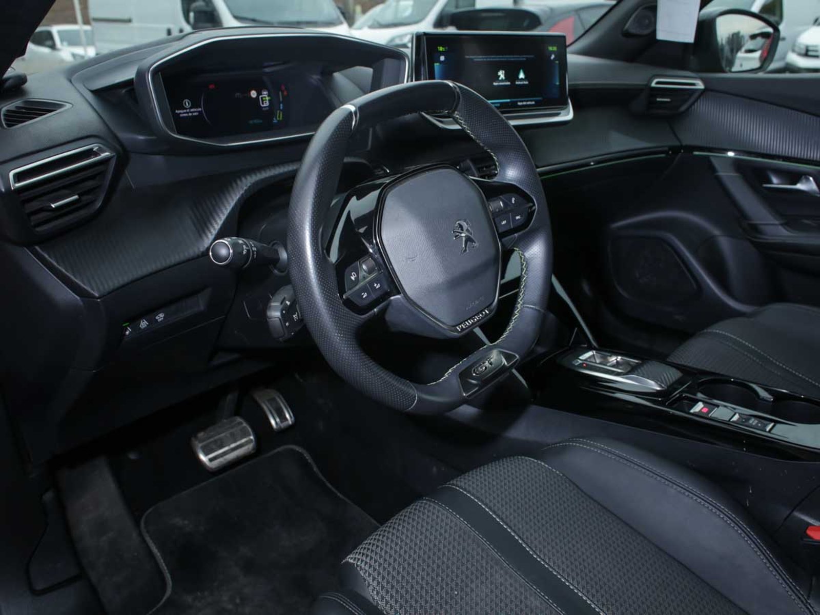 Peugeot E 2008 ELECTRIC AUT 2024 - Imagen 6 de 8