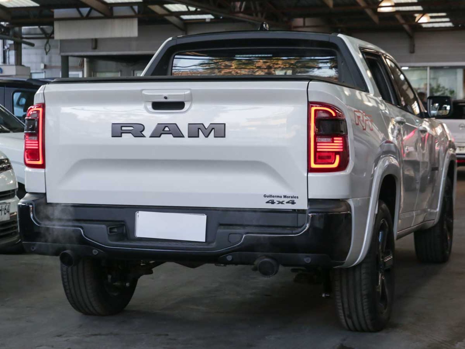 RAM RAMPAGE R/T 2.0 GASOLINA 272 HP 4X4 AT 2026 - Foto 3 de 8