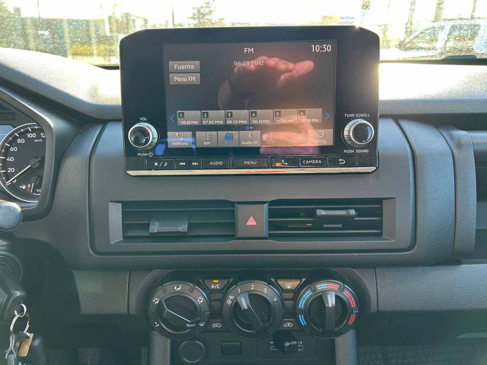 MITSUBISHI NEW L200 WORK XR E6 2025 - Imagen 13 de 16