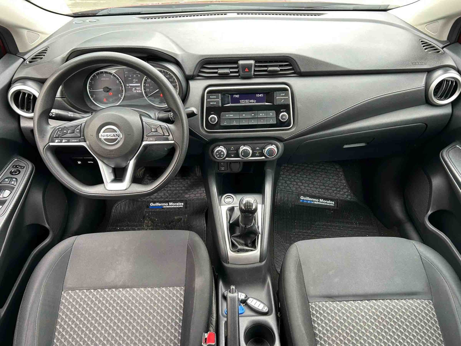 Nissan VERSA MT 1.6 2022 - Imagen 12 de 16