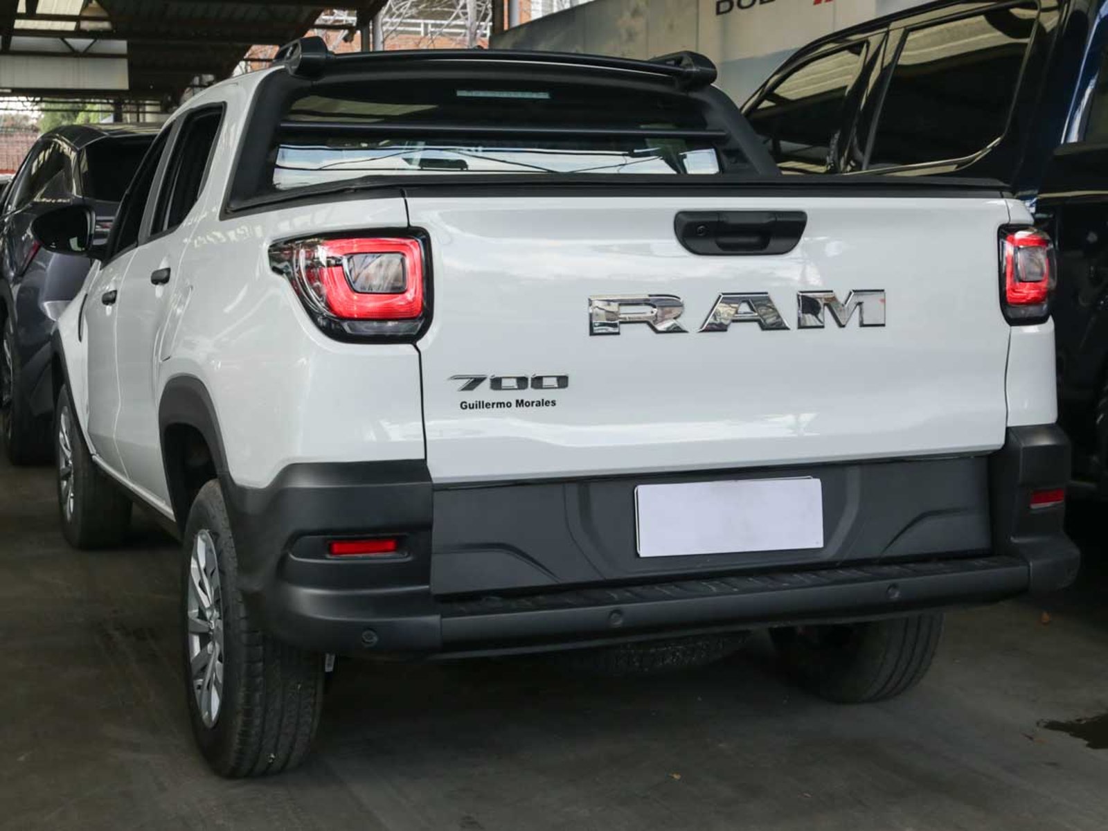 RAM 700 SLT CREW CAB 1.3 MT 2026 - Imagen 3 de 8