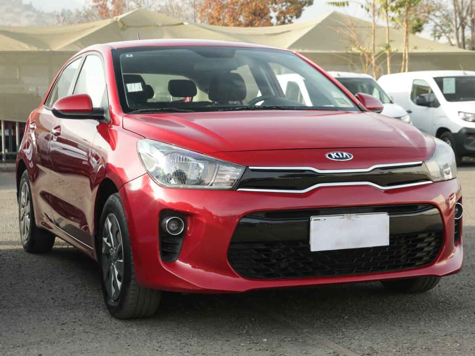 Kia RIO 5 HATCH BACK 1.4 2021 - Foto 2 de 8