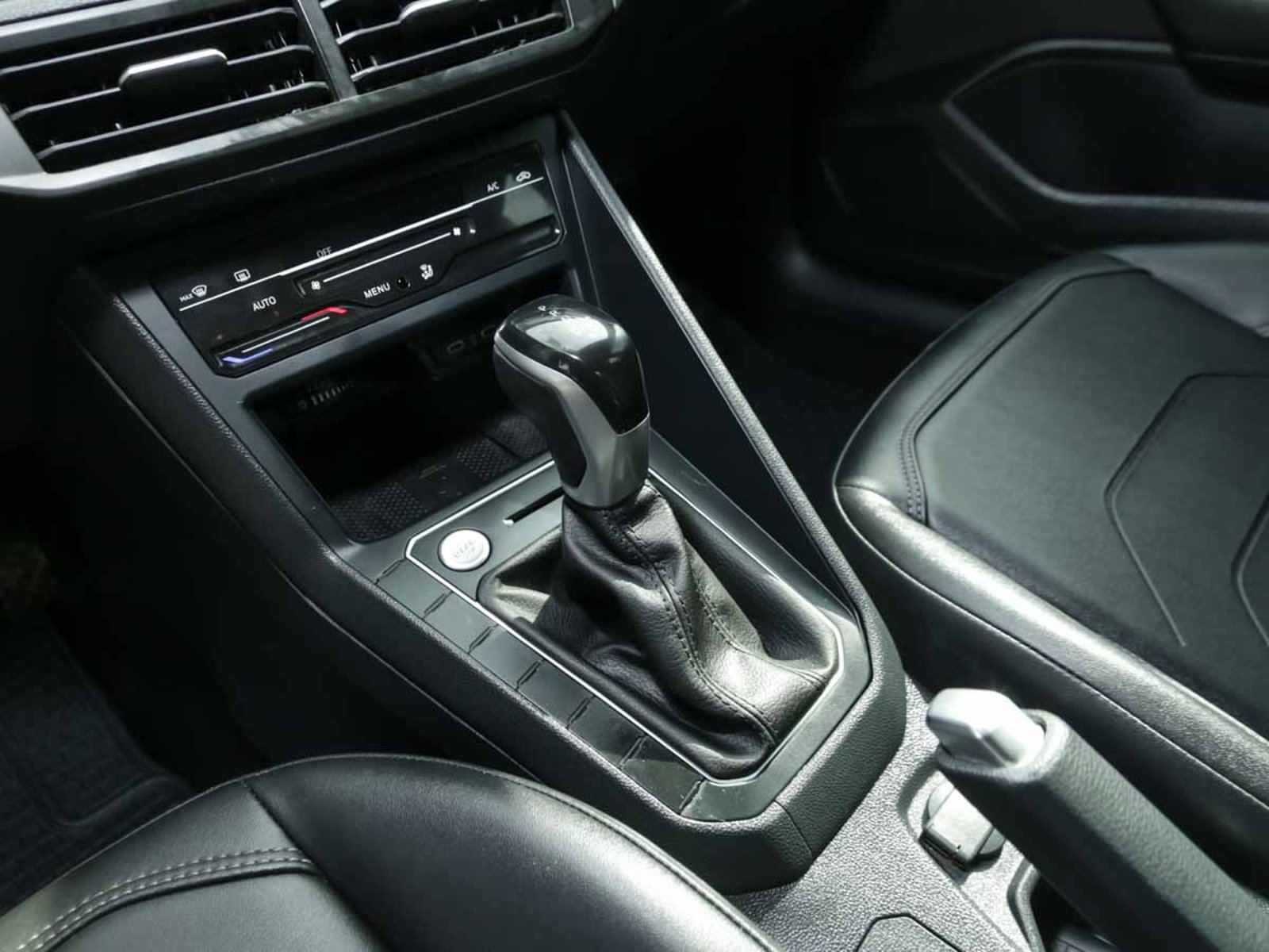 VOLKSWAGEN VIRTUS TSI 1.0 AUT 2026 - Imagen 9 de 13