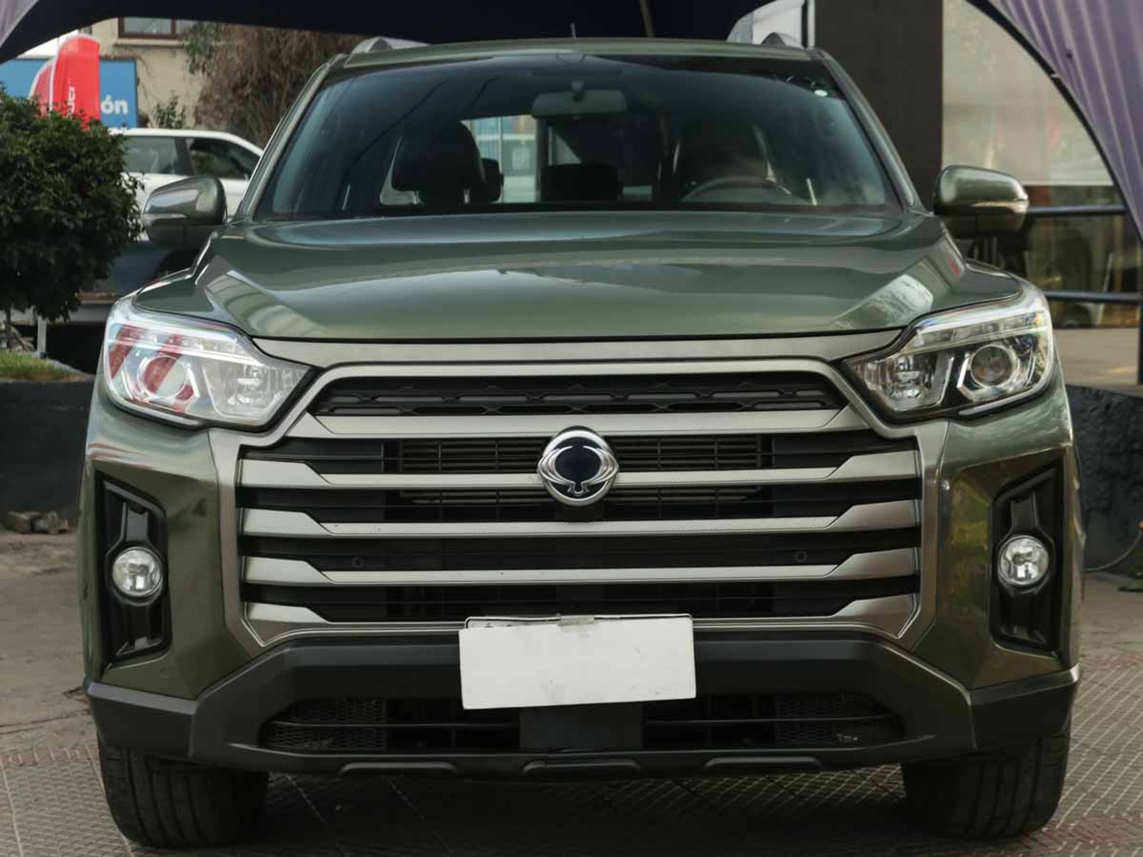 SsangYong MUSSO GLX 2.2 TD 6MT 4WD 2023 - Foto 2 de 15