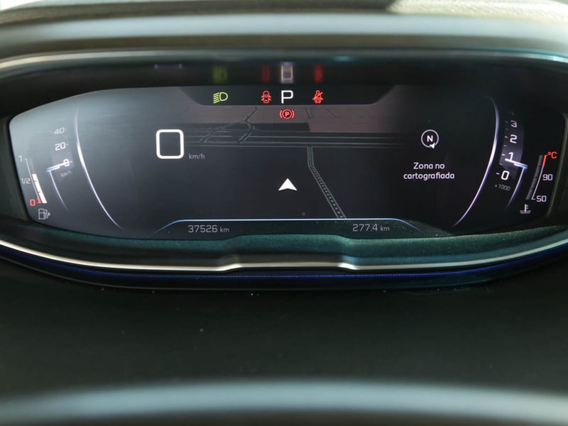 Peugeot 3008 BLUE HDI HP 1.5 AUT 2023 - Imagen 7 de 13