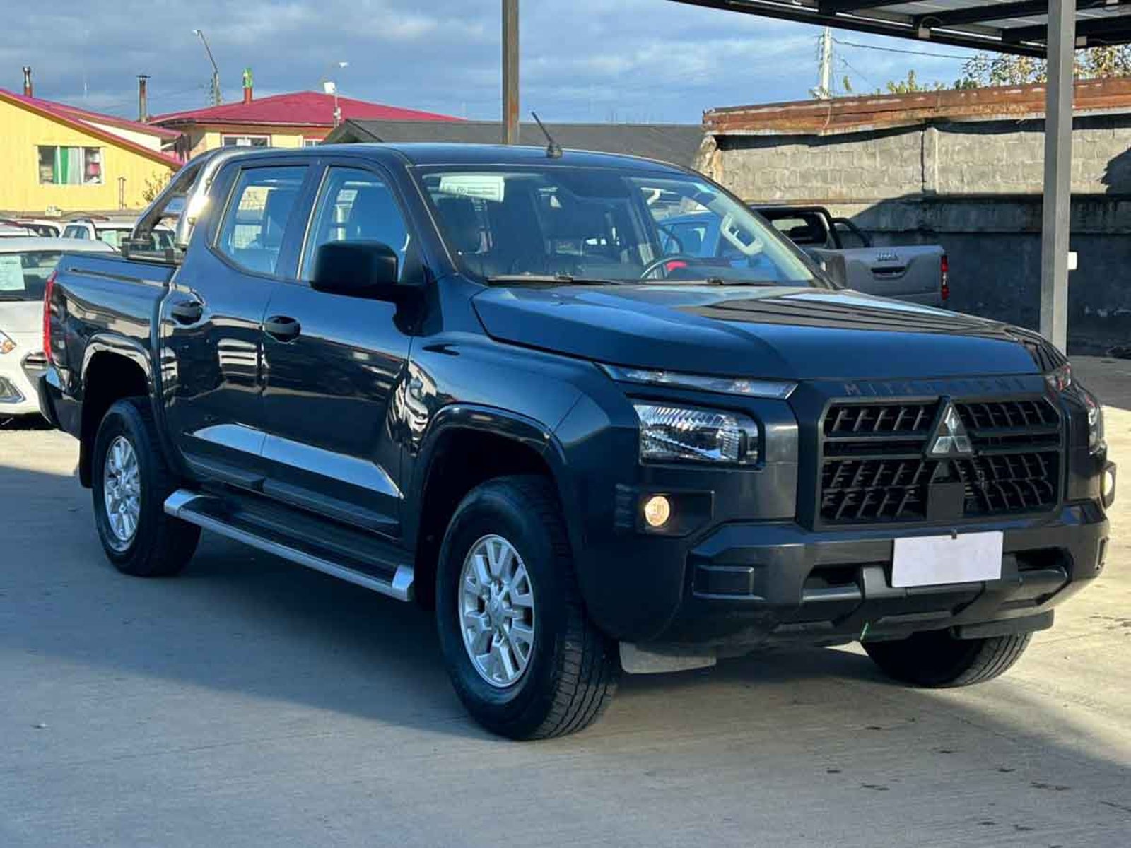 MITSUBISHI NEW L200 WORK XR E6 2025 - Imagen 3 de 16