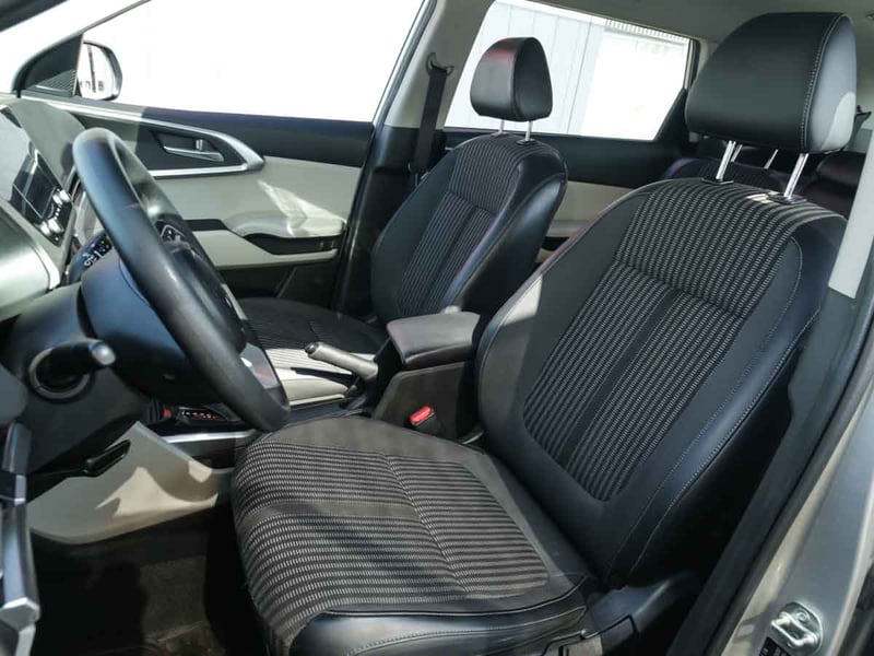 Kia CARENS 2024 - Imagen 6 de 8
