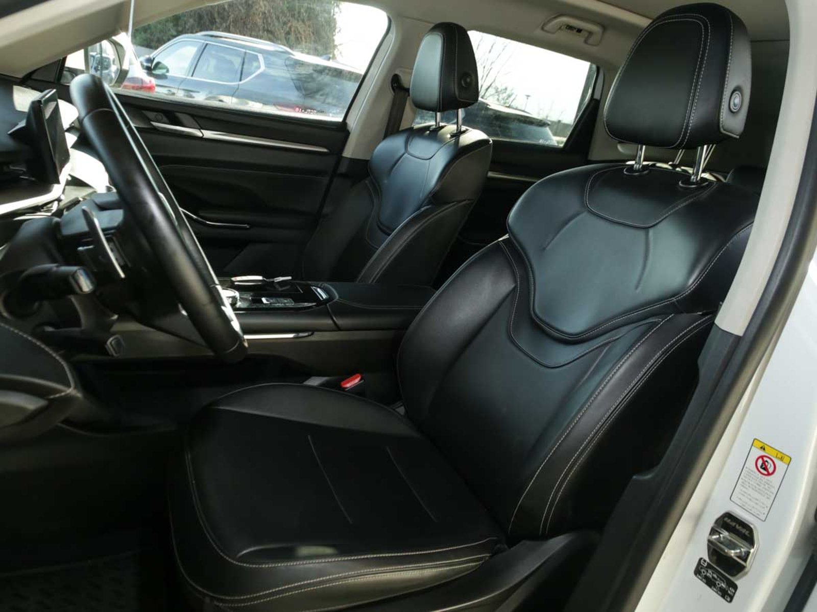 Haval H6 TURBO DCT 2.0 AUT 2024 - Imagen 7 de 8