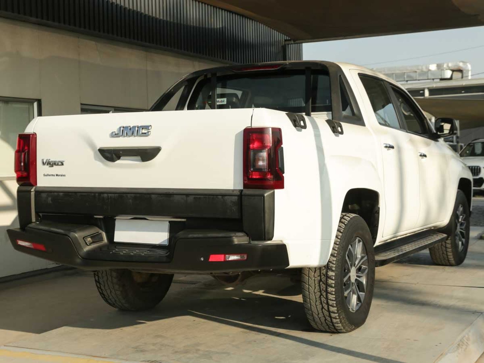 JMC VIGUS 2.4 PLUS DIESEL 2022 - Foto 4 de 8