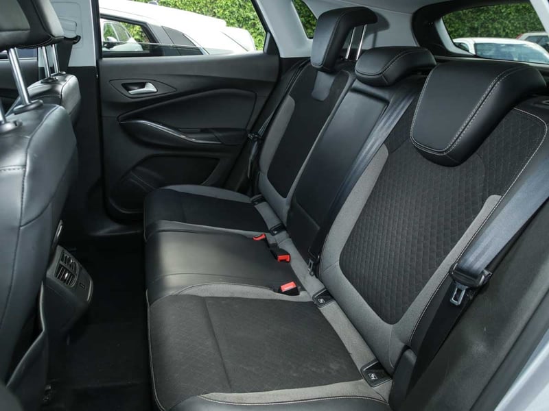 Opel GRANDLAND TD AT8 1.5 AUT 2021 - Imagen 8 de 8