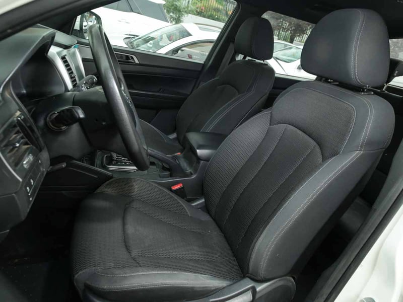 SsangYong GRAND MUSSO GLX 2.2TD 6AT 2WD 6B 2024 - Imagen 7 de 8