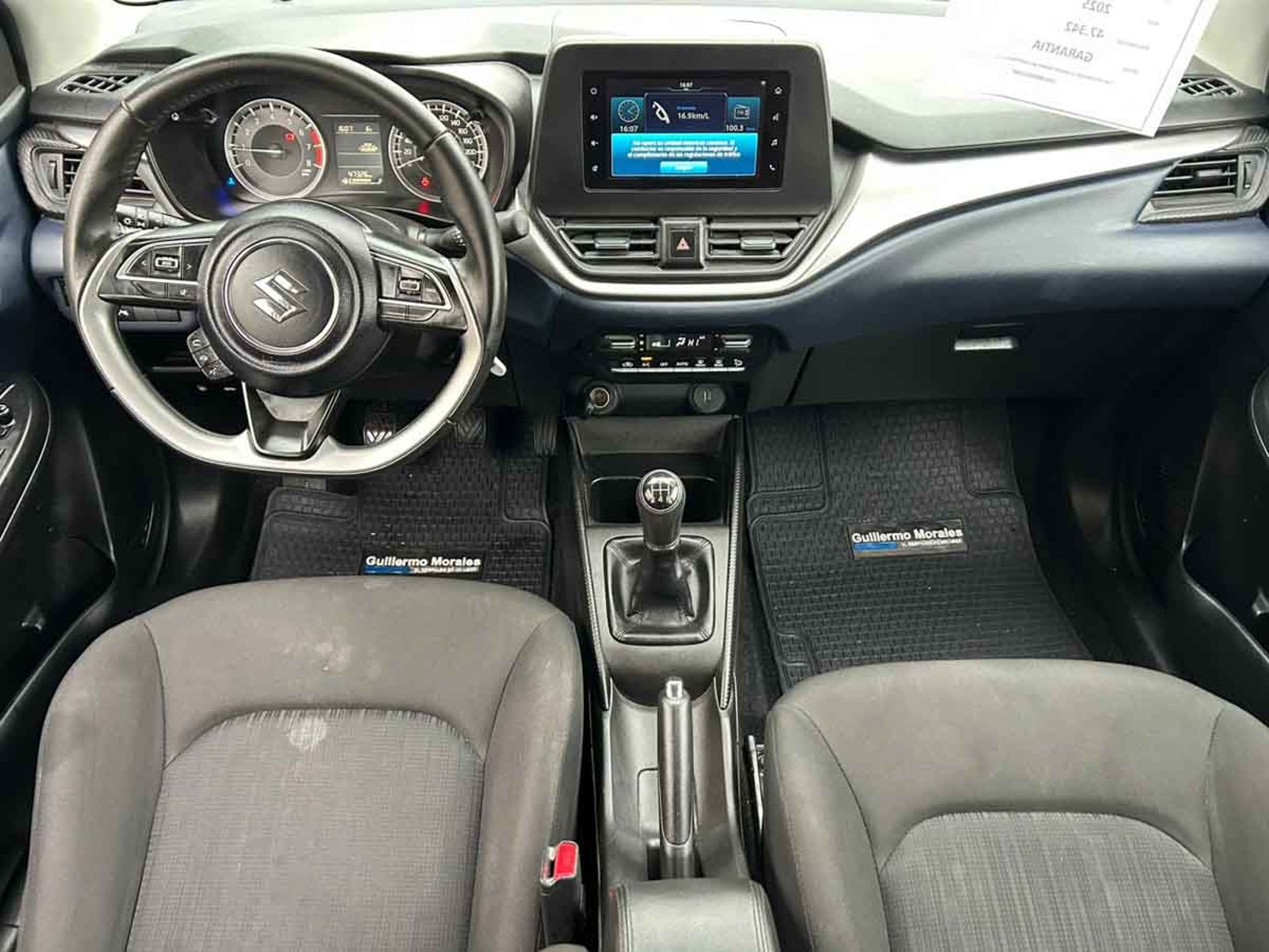 SUZUKI BALENO GLS HB 1.5 MT 2025 - Imagen 12 de 16