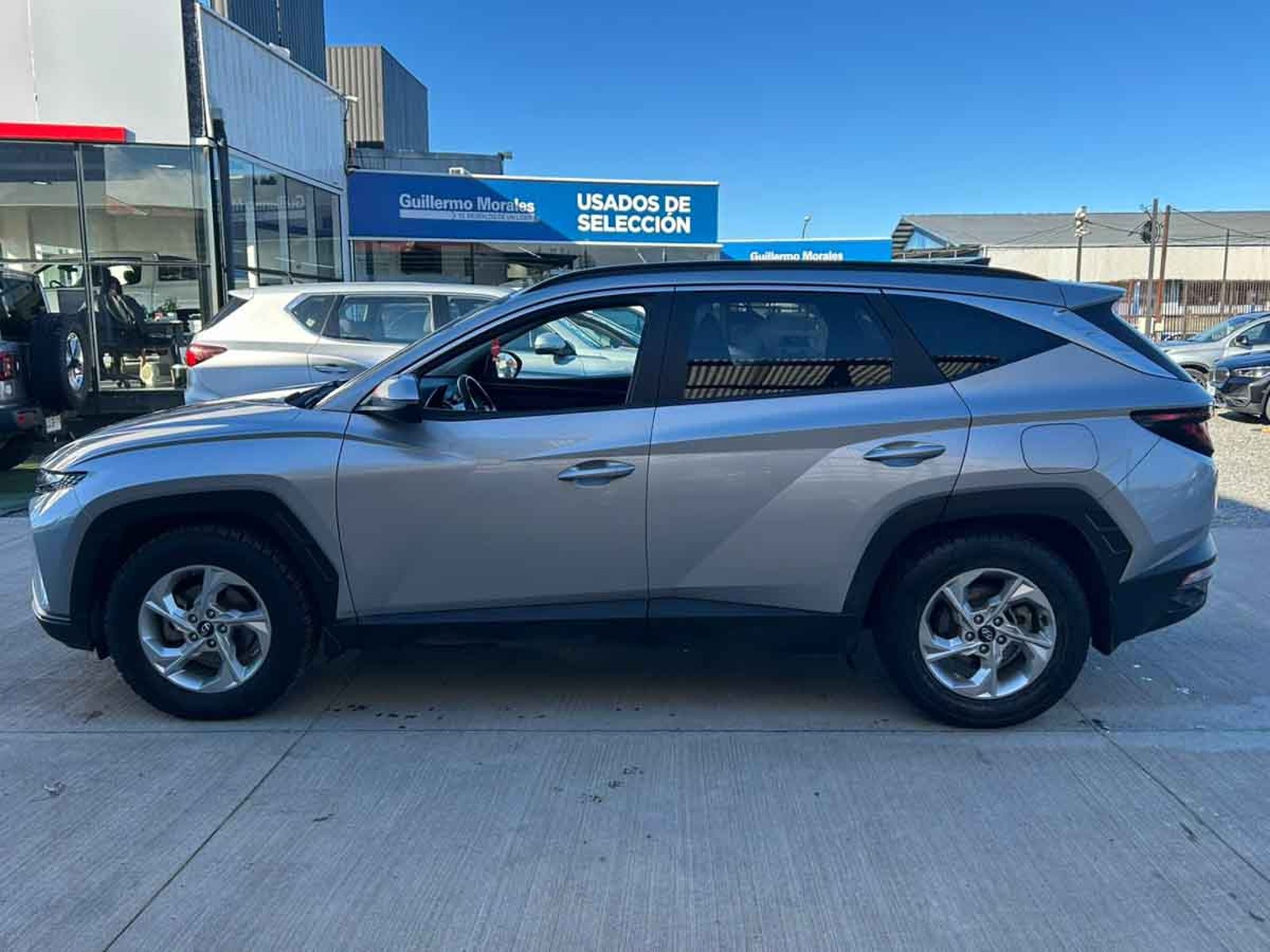Hyundai TUCSON 2.0 GL AT 4WD ABS 2AB 2022 - Imagen 15 de 20