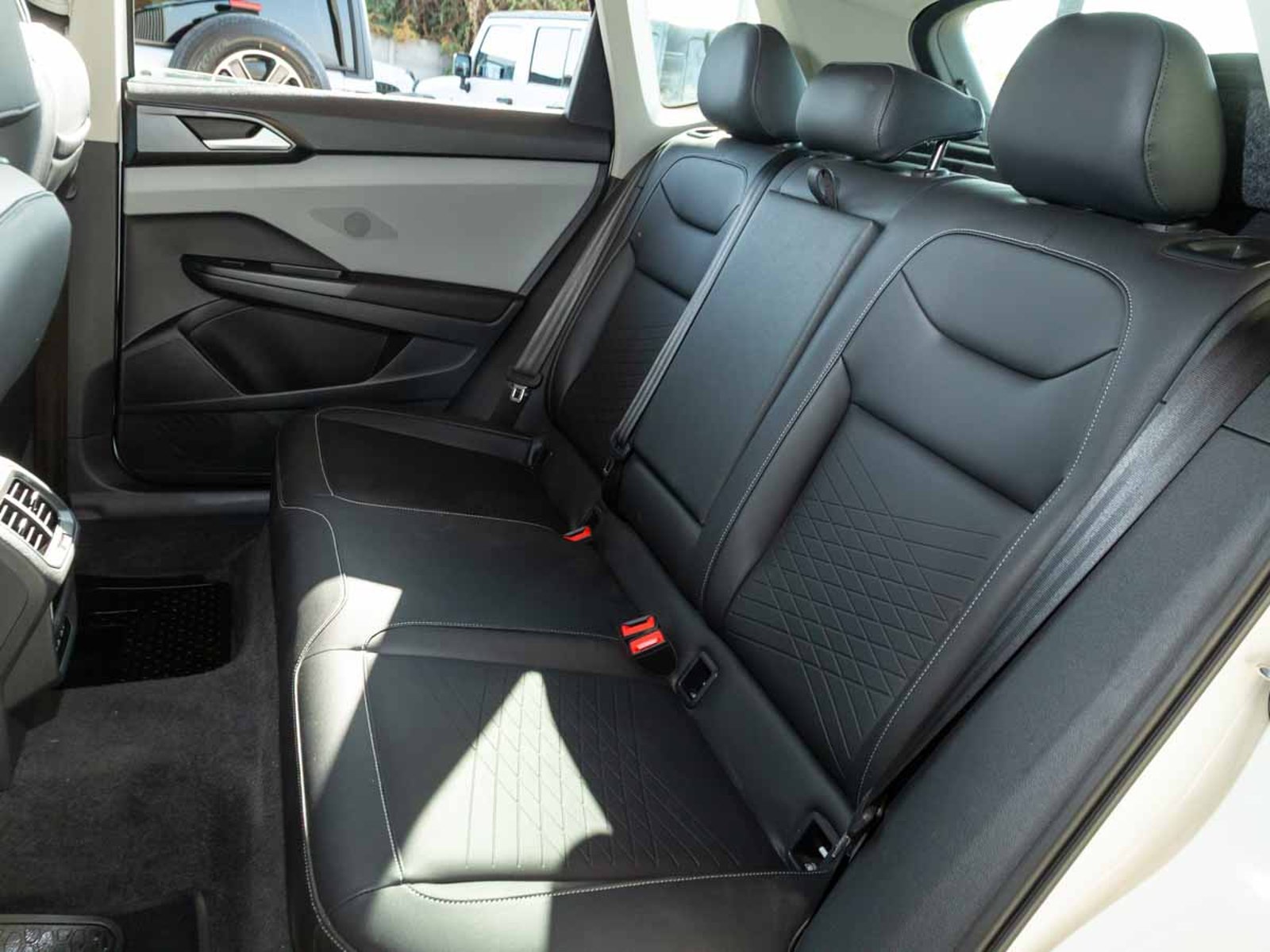 VOLKSWAGEN TAOS TSI 1.4 AT 2026 - Imagen 11 de 13