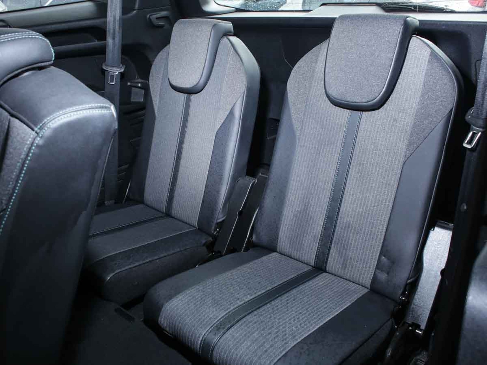Peugeot 5008 ALLURE PACK BLUEHDI 130 EAT8 2024 - Imagen 8 de 8