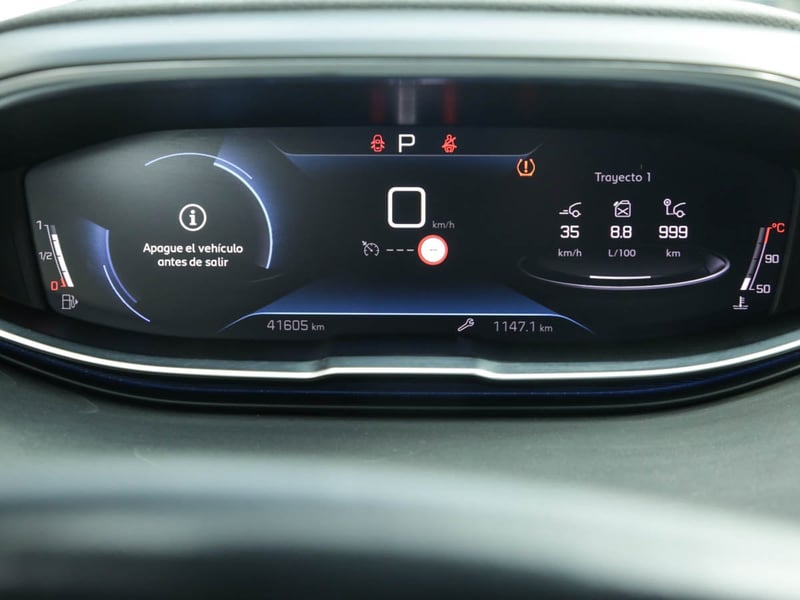 Peugeot 3008 ALLURE PACK BLUEHDI 130 EAT8 2024 - Imagen 5 de 8