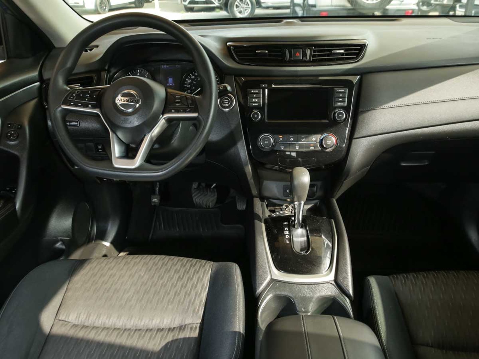 NISSAN X TRAIL 2.5 AUT 2021 - Imagen 13 de 14