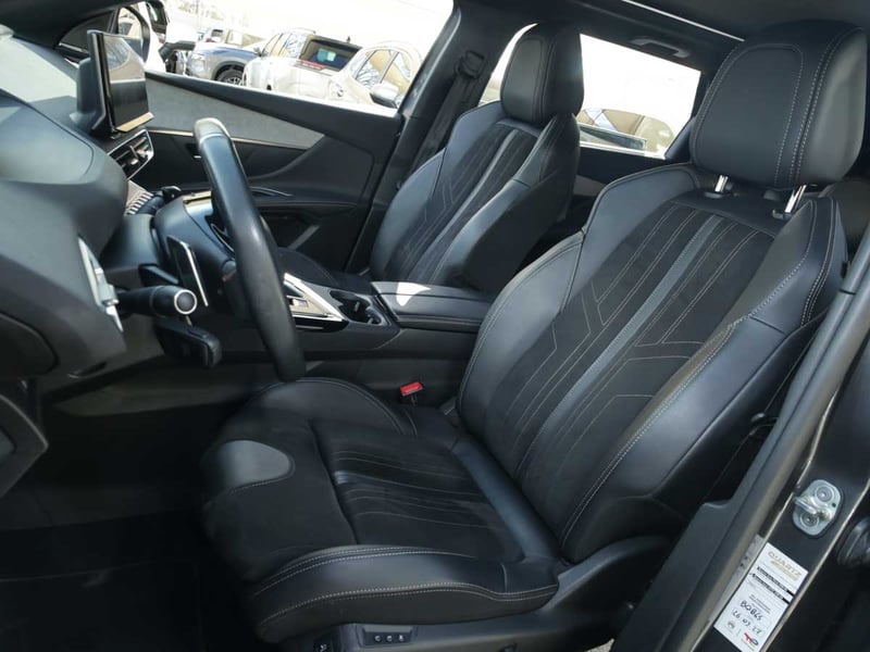 Peugeot 5008 GT BLACK PACK BLUEHDI 130 EAT8 2024 - Imagen 7 de 8