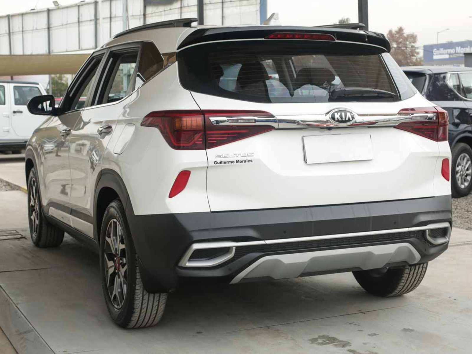 Kia SELTOS MPI 1.6 AUT 2021 - Imagen 16 de 20