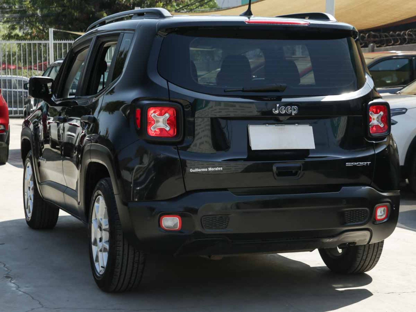 JEEP RENEGADE SPORT 4X2 LX MT 2022 - Foto 4 de 12