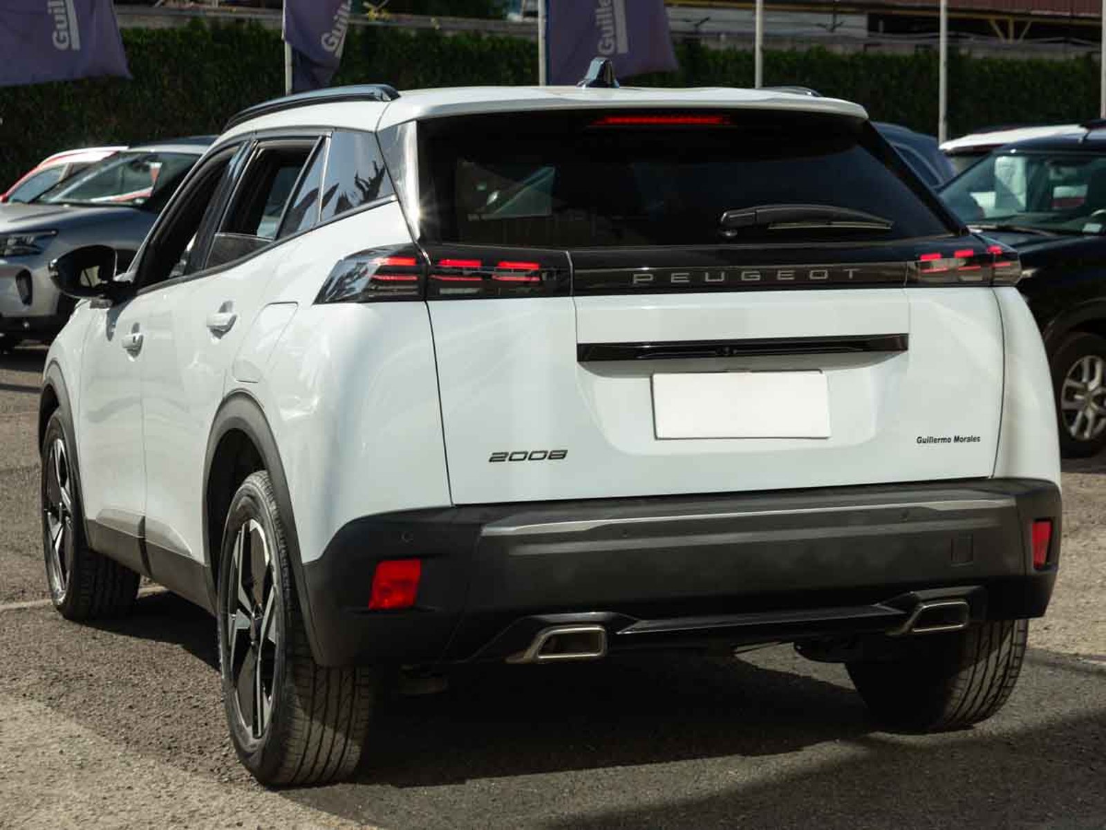 Peugeot NUEVO 2008 ALLURE PURETECH 130 2025 - Imagen 3 de 8