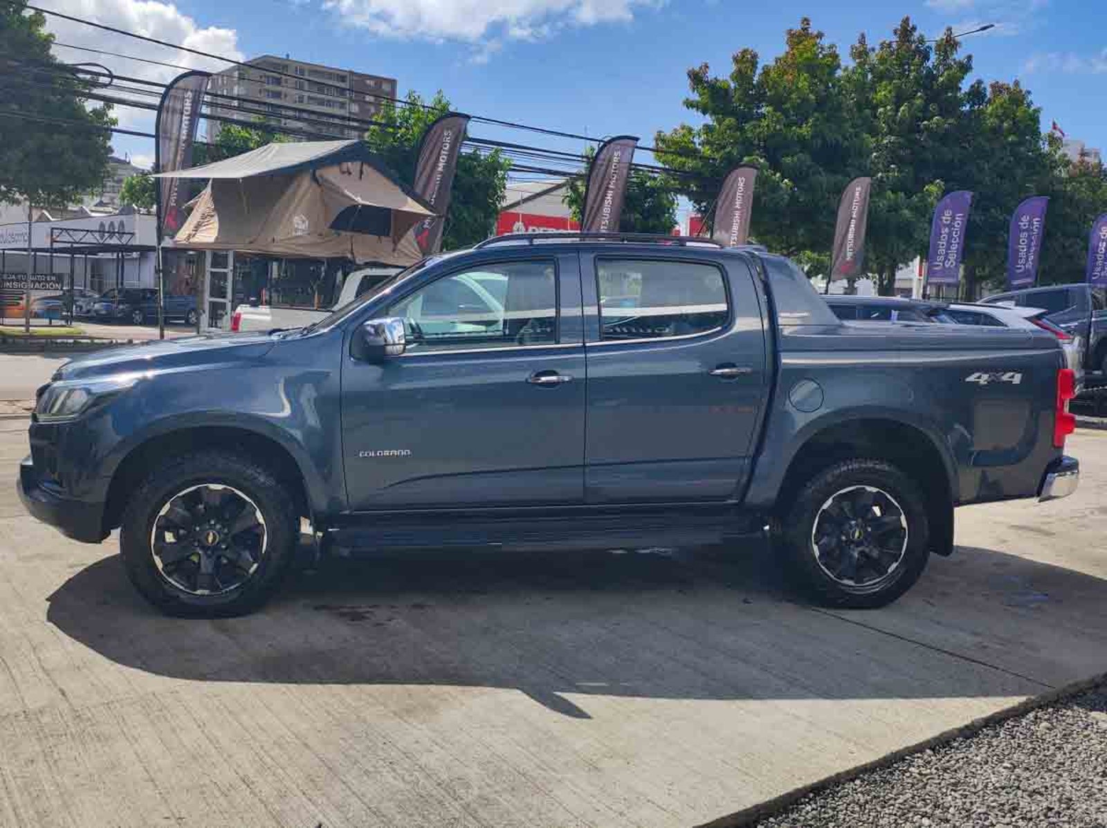 CHEVROLET COLORADO High Country 4x4 2.8 AT 2023 - Imagen 13 de 14
