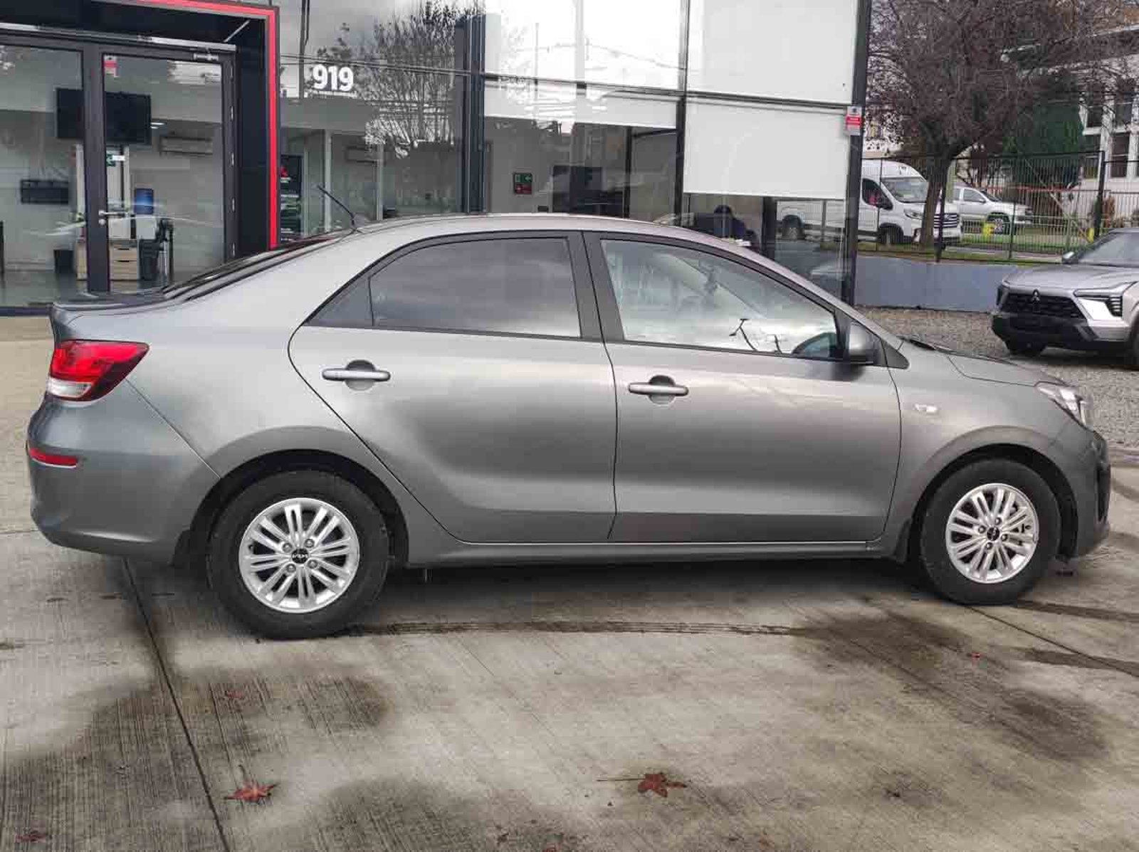 KIA MOTORS SOLUTO LX 1.4 2025 - Imagen 14 de 14