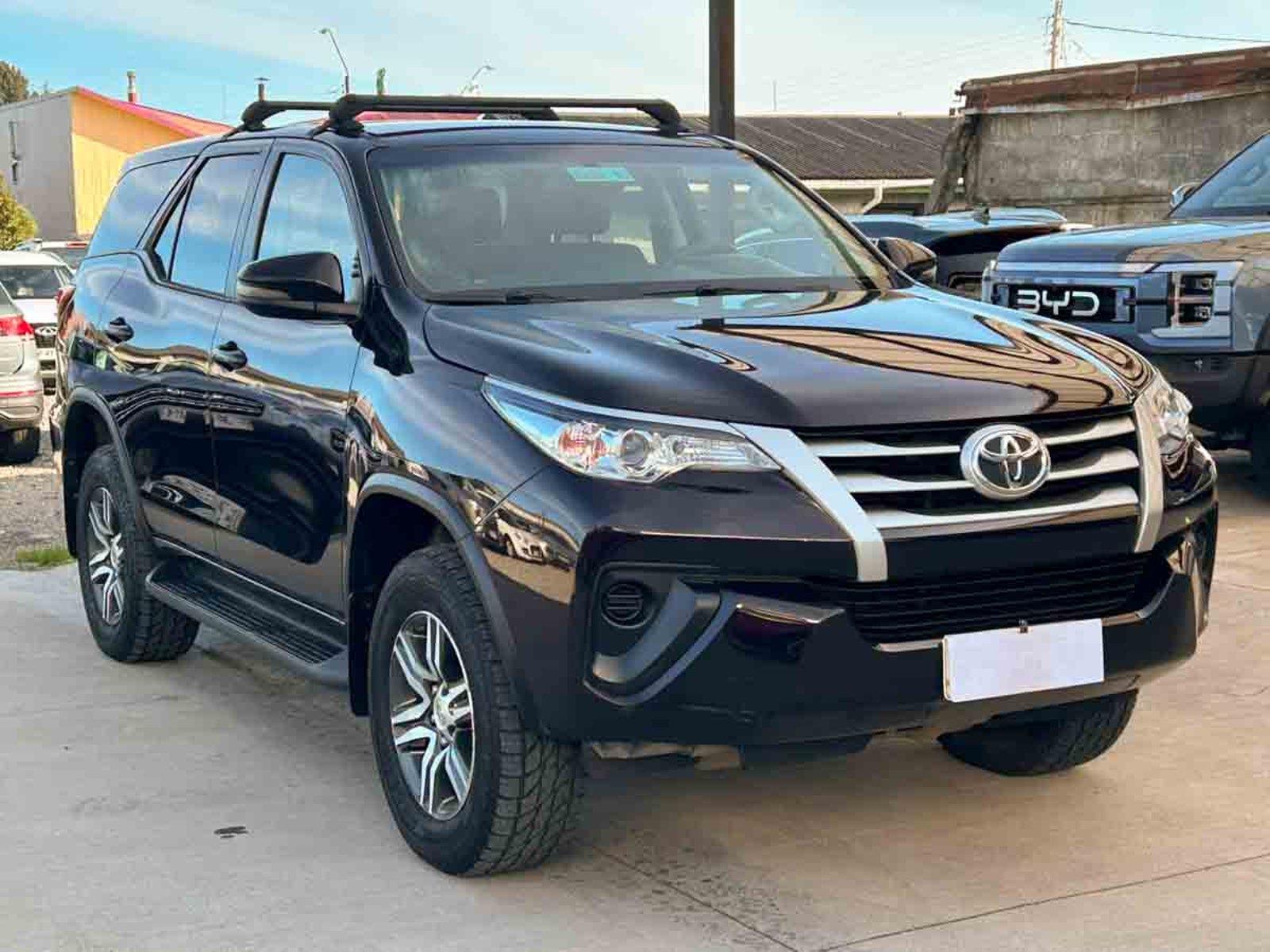 Toyota FORTUNER 4X2 2.7 AUT 2019 - Foto 2 de 8