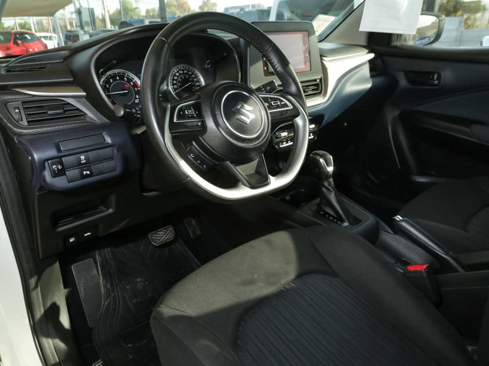 SUZUKI BALENO GLS HB 1.5 AUT 2024 - Imagen 8 de 13